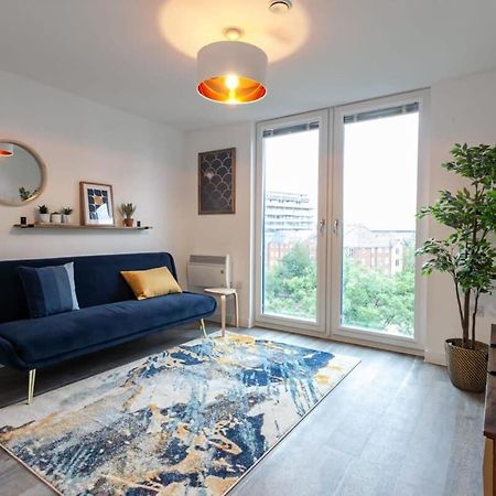 Superb 2 Bed Flat 5Min To Old Trafford Stadium Manchester Extérieur photo