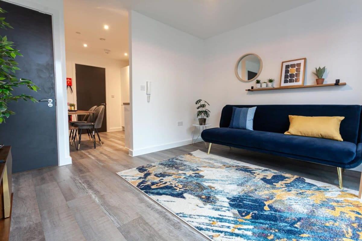 Superb 2 Bed Flat 5Min To Old Trafford Stadium Manchester Extérieur photo